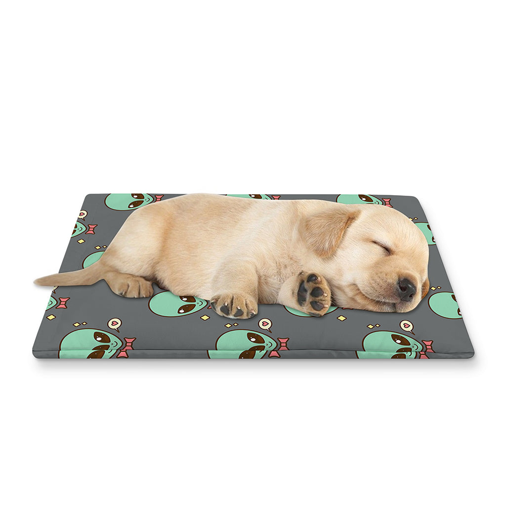 Cute Alien With Bow Tie Print Pet Cooling Mat Cover