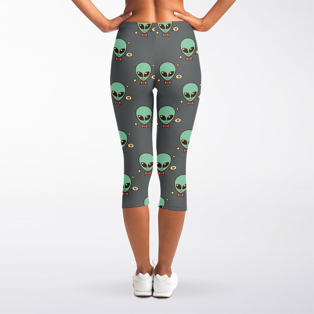 Cute Alien With Bow Tie Print Women's Capri Leggings