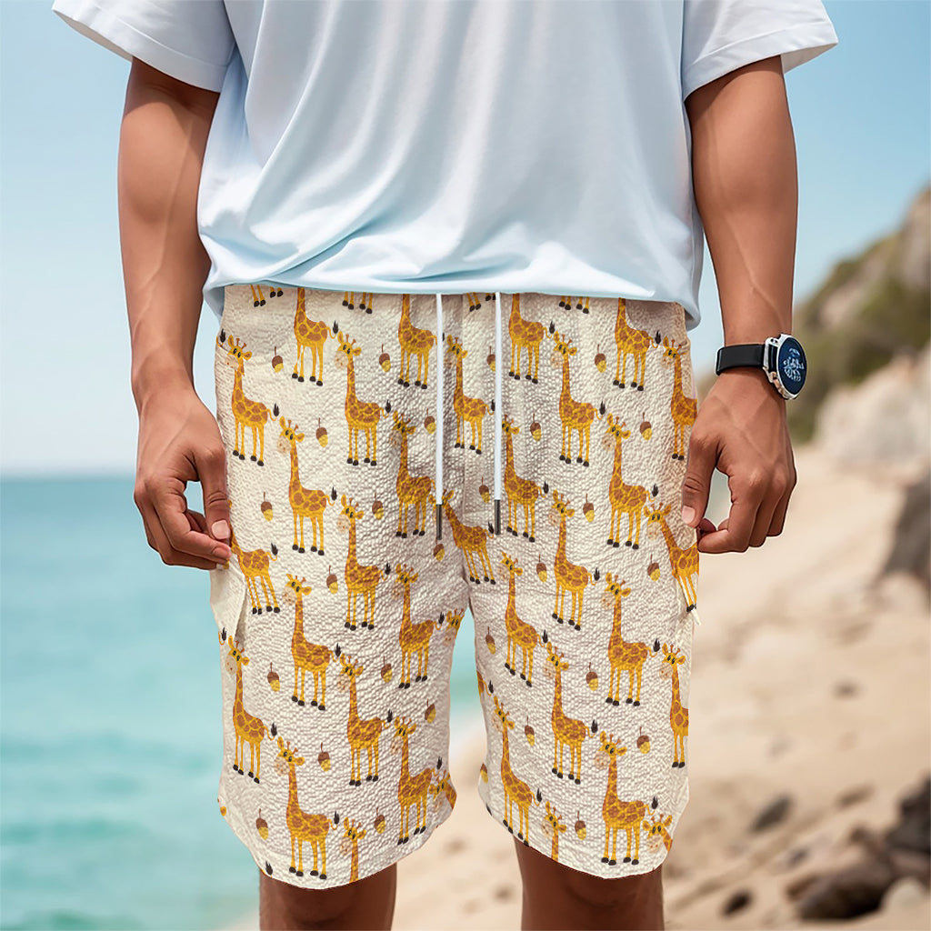 Cute Baby Giraffe Pattern Print Men's Cargo Shorts