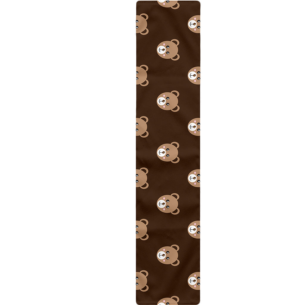 Cute Baby Grizzly Bear Pattern Print Table Runner