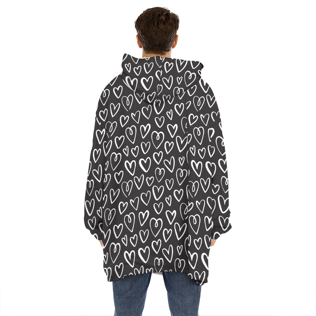 Cute Black And White Heart Pattern Print Hoodie Blanket