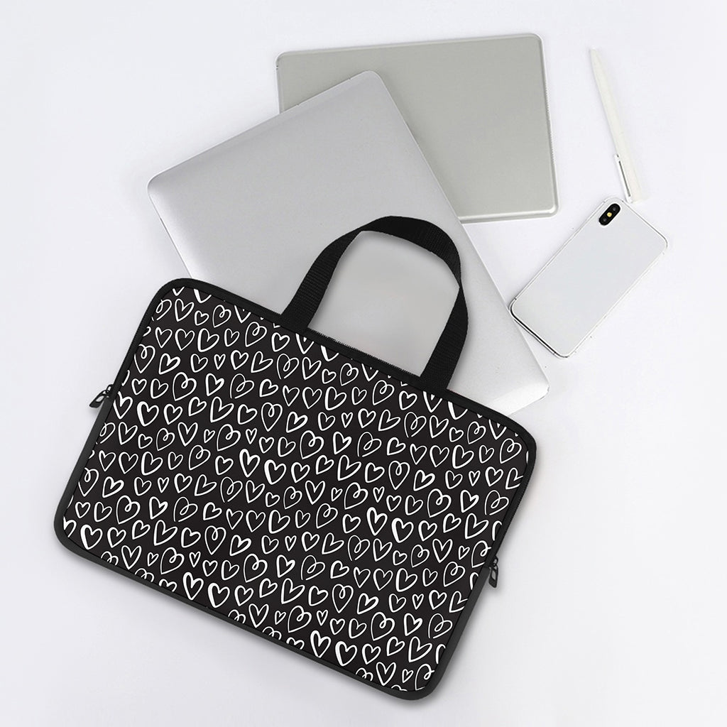 Cute Black And White Heart Pattern Print Laptop Sleeve With Handle