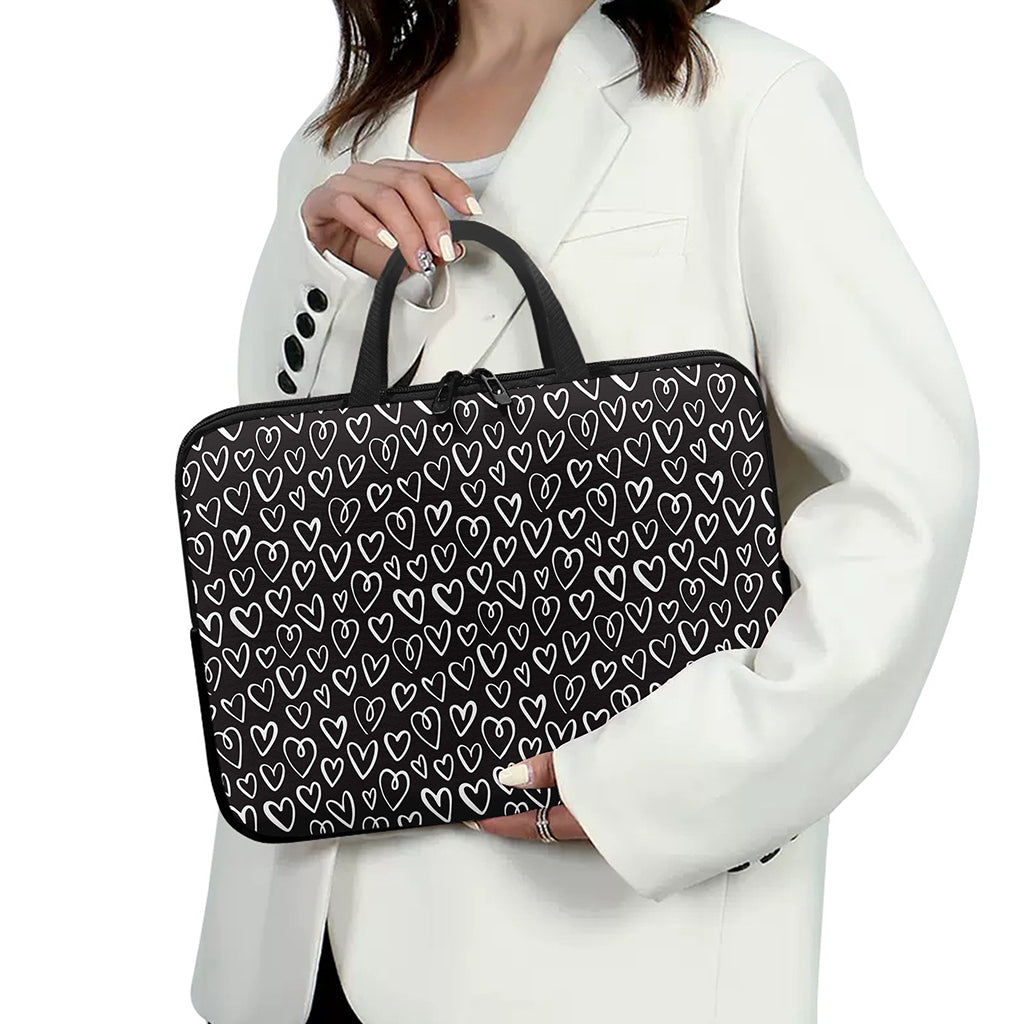Cute Black And White Heart Pattern Print Laptop Sleeve With Handle