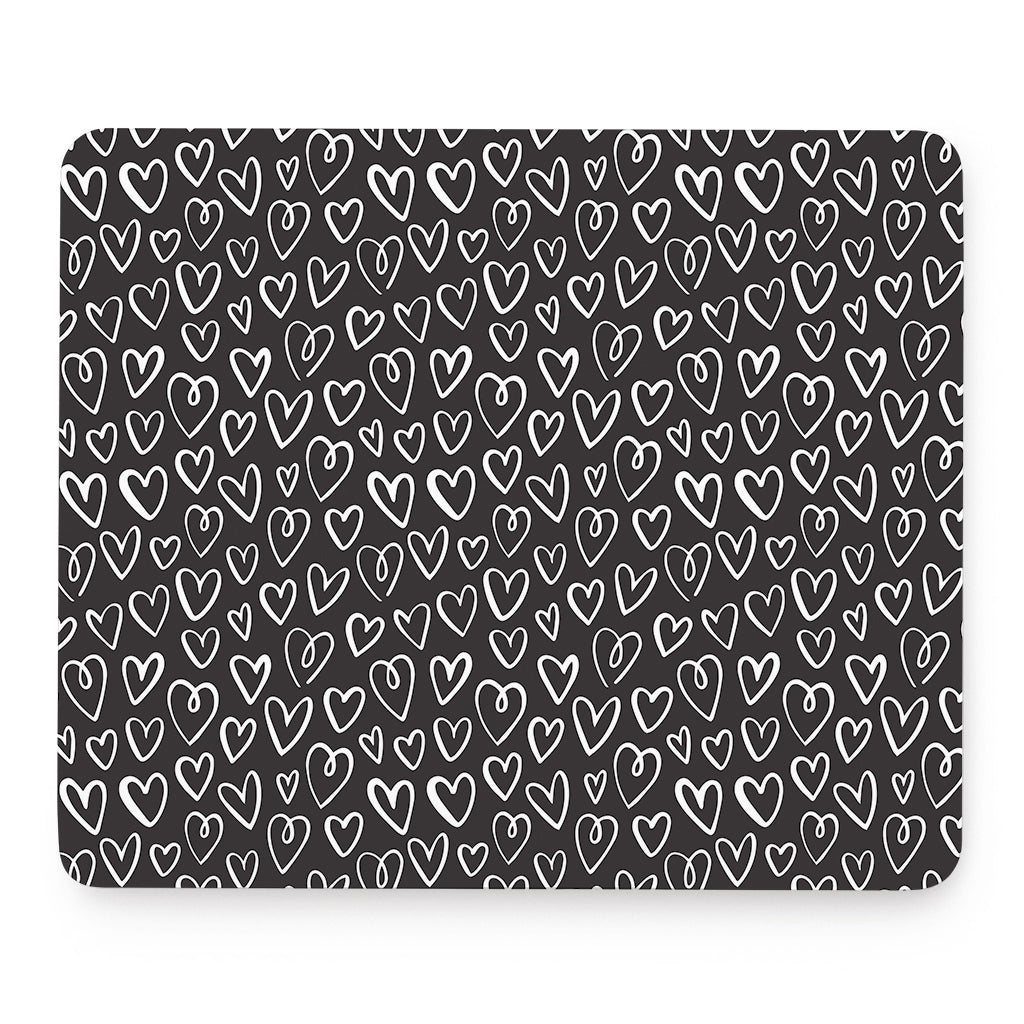 Cute Black And White Heart Pattern Print Mouse Pad