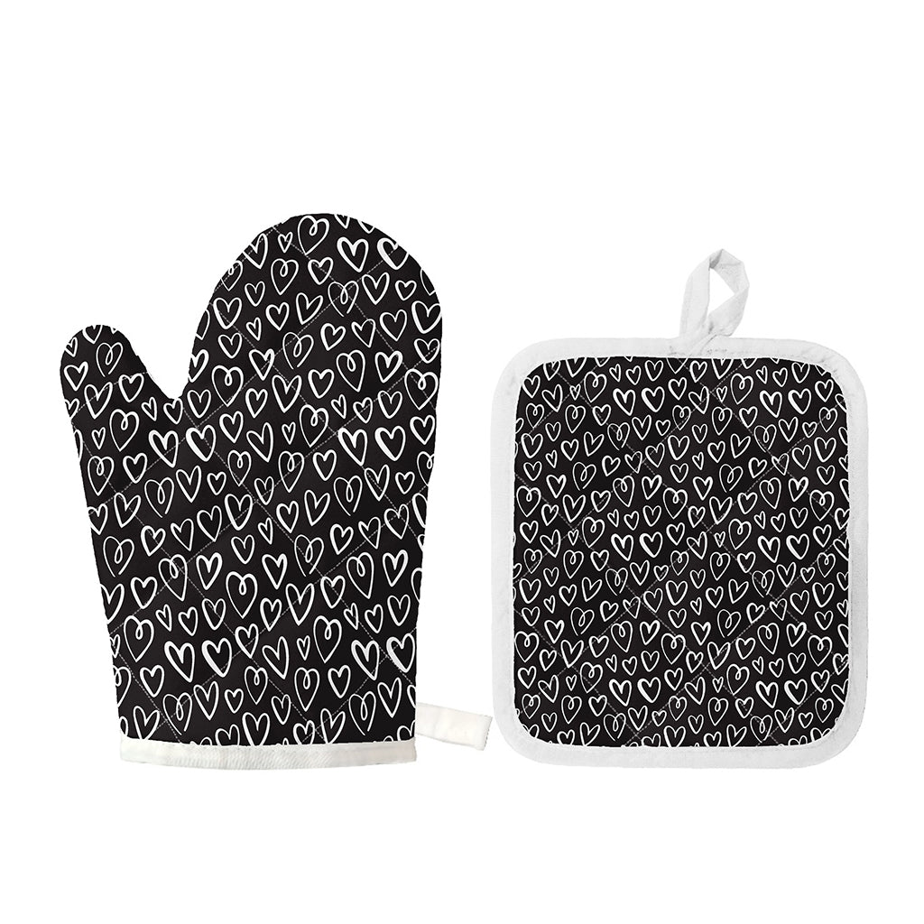 Cute Black And White Heart Pattern Print Oven Mitt And Pot Holder Set