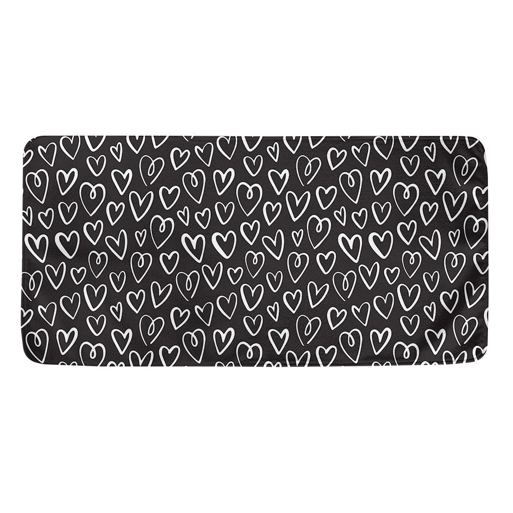 Cute Black And White Heart Pattern Print Towel