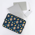Cute Cartoon Aquarius Pattern Print Laptop Sleeve