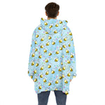 Cute Cartoon Bee Pattern Print Hoodie Blanket