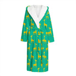 Cute Cartoon Giraffe Pattern Print Hooded Bathrobe