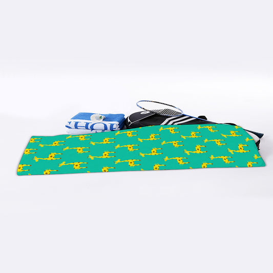 Cute Cartoon Giraffe Pattern Print Sports Towel