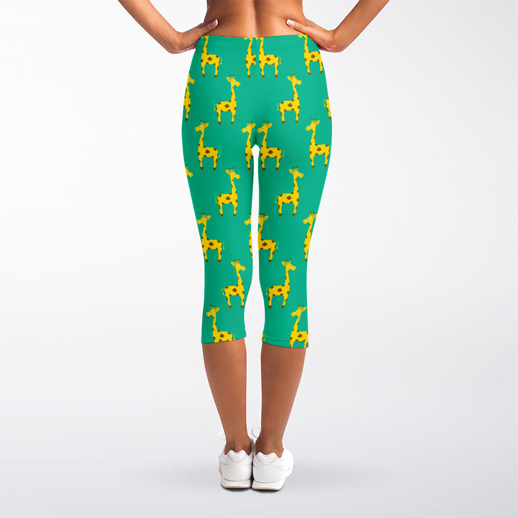 Cute Cartoon Giraffe Pattern Print Women's Capri Leggings