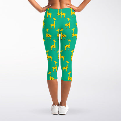Cute Cartoon Giraffe Pattern Print Women's Capri Leggings