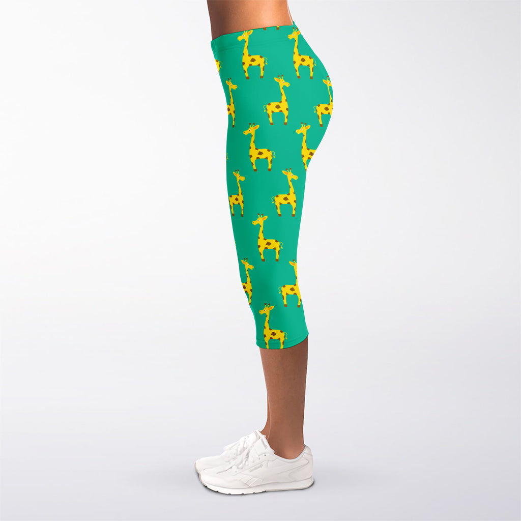 Cute Cartoon Giraffe Pattern Print Women's Capri Leggings