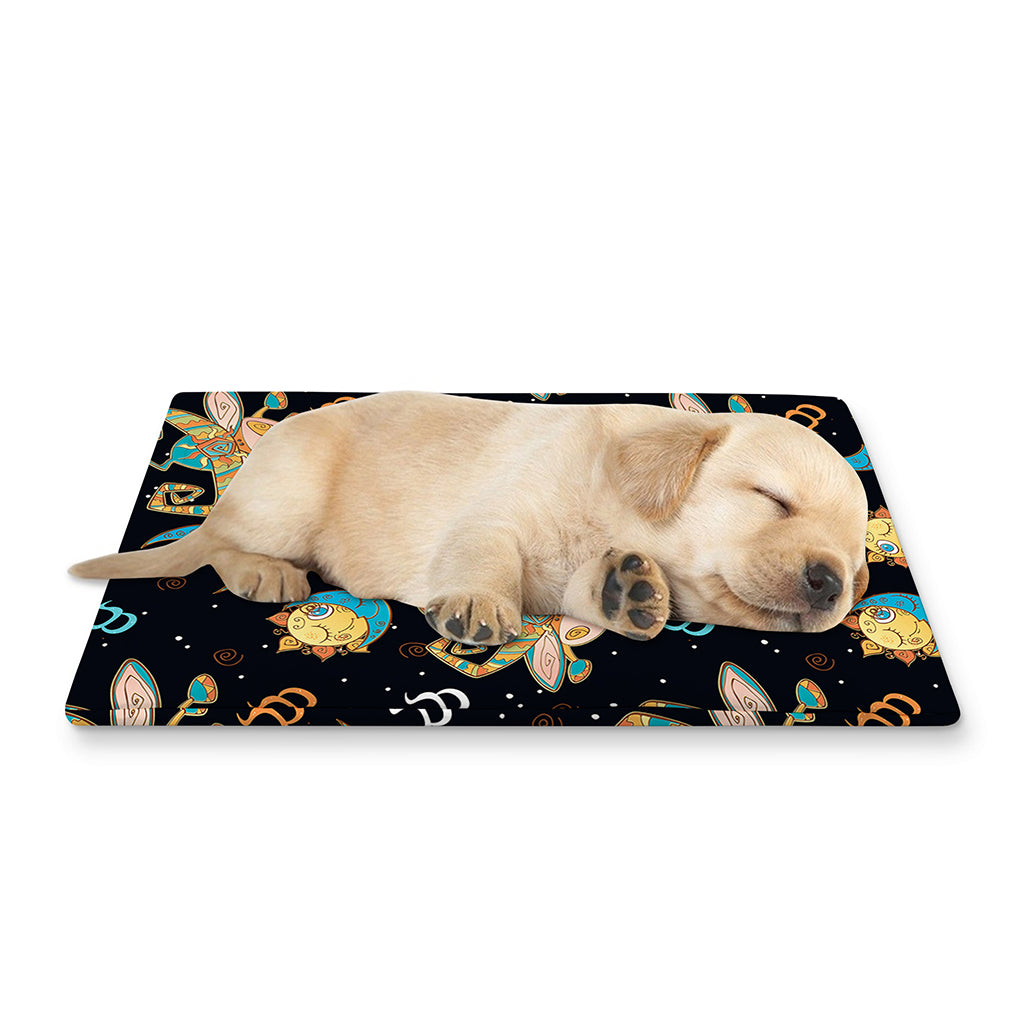 Cute Cartoon Taurus Pattern Print Pet Cooling Mat Cover
