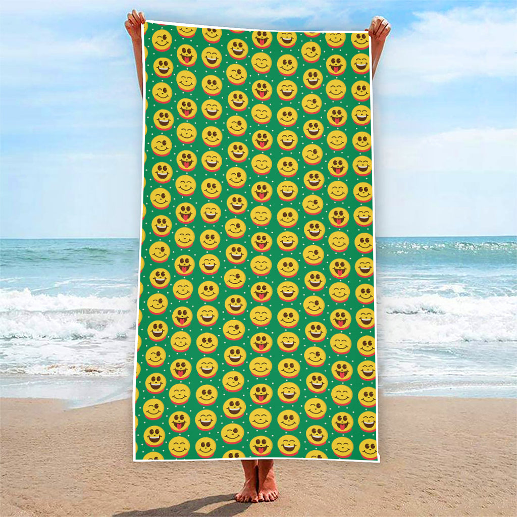 Cute Christmas Emoji Pattern Print Beach Towel