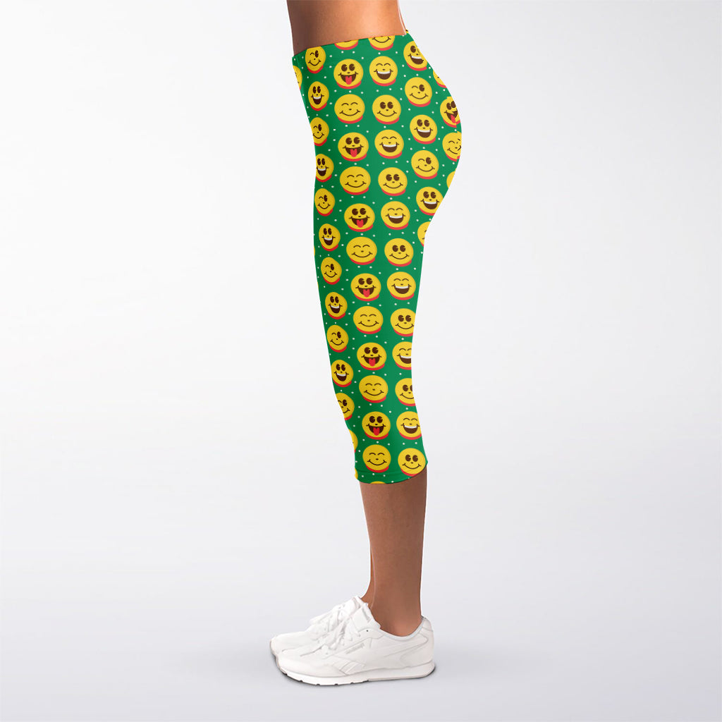Cute Christmas Emoji Pattern Print Women's Capri Leggings