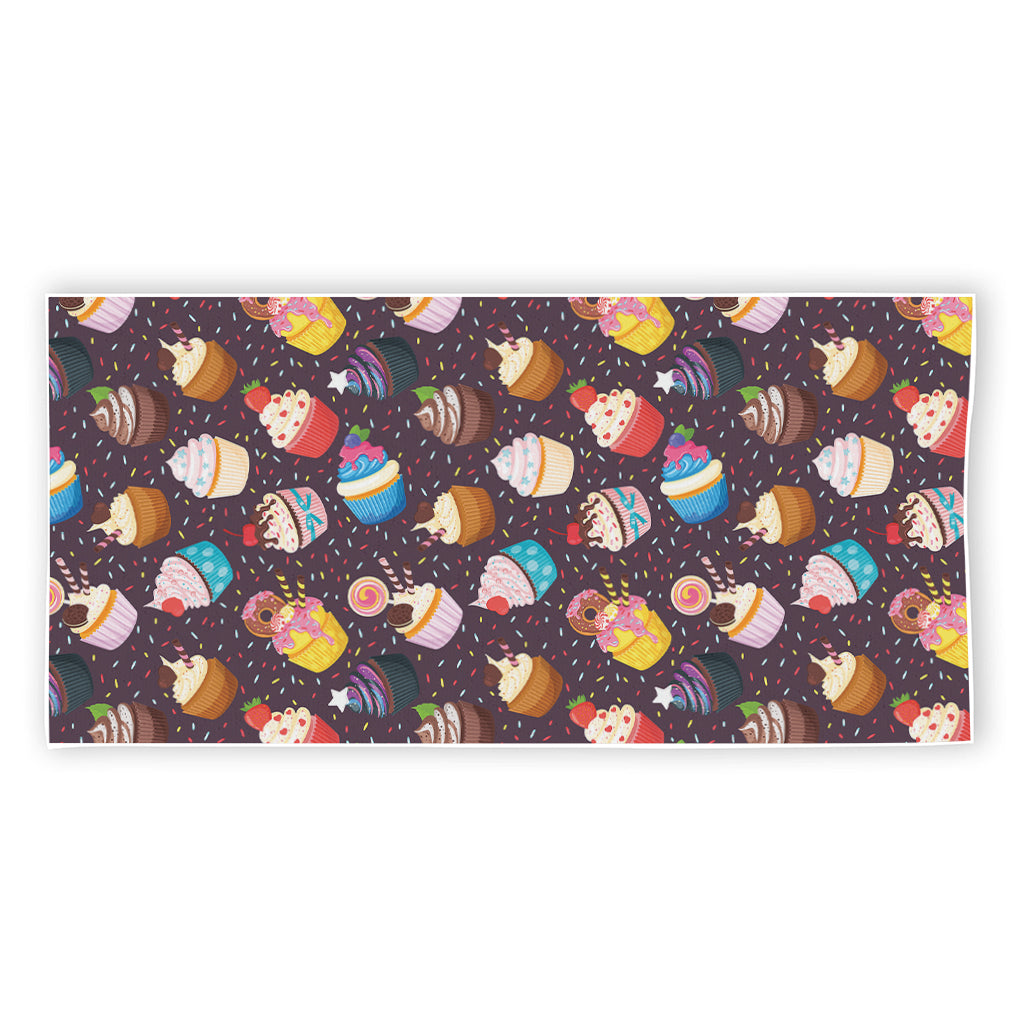 Cute Cupcake Pattern Print Beach Towel