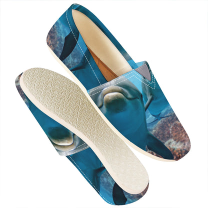 Cute Dolphins In The Ocean Print Casual Shoes