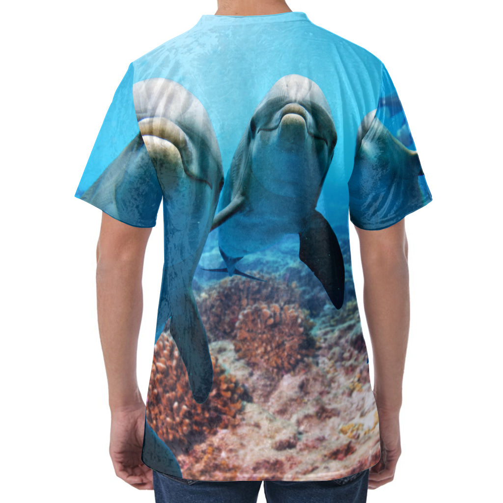 Cute Dolphins In The Ocean Print Men's Velvet T-Shirt