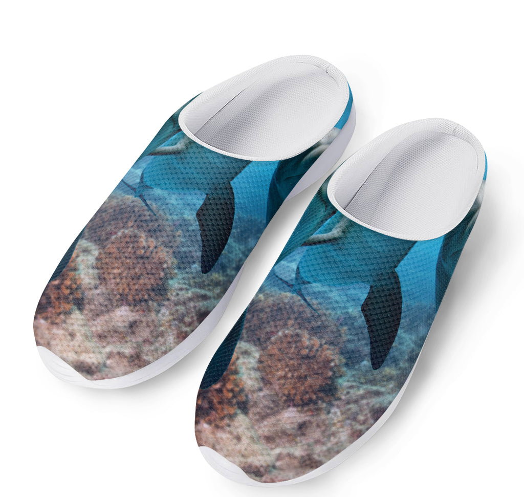Cute Dolphins In The Ocean Print Mesh Casual Shoes