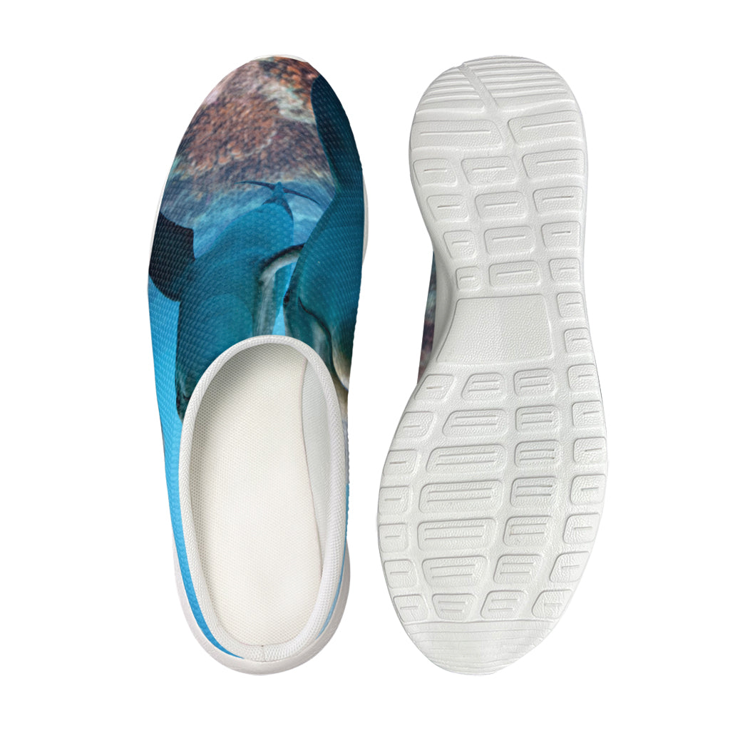 Cute Dolphins In The Ocean Print Mesh Casual Shoes