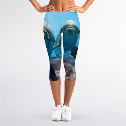 Cute Dolphins In The Ocean Print Women's Capri Leggings