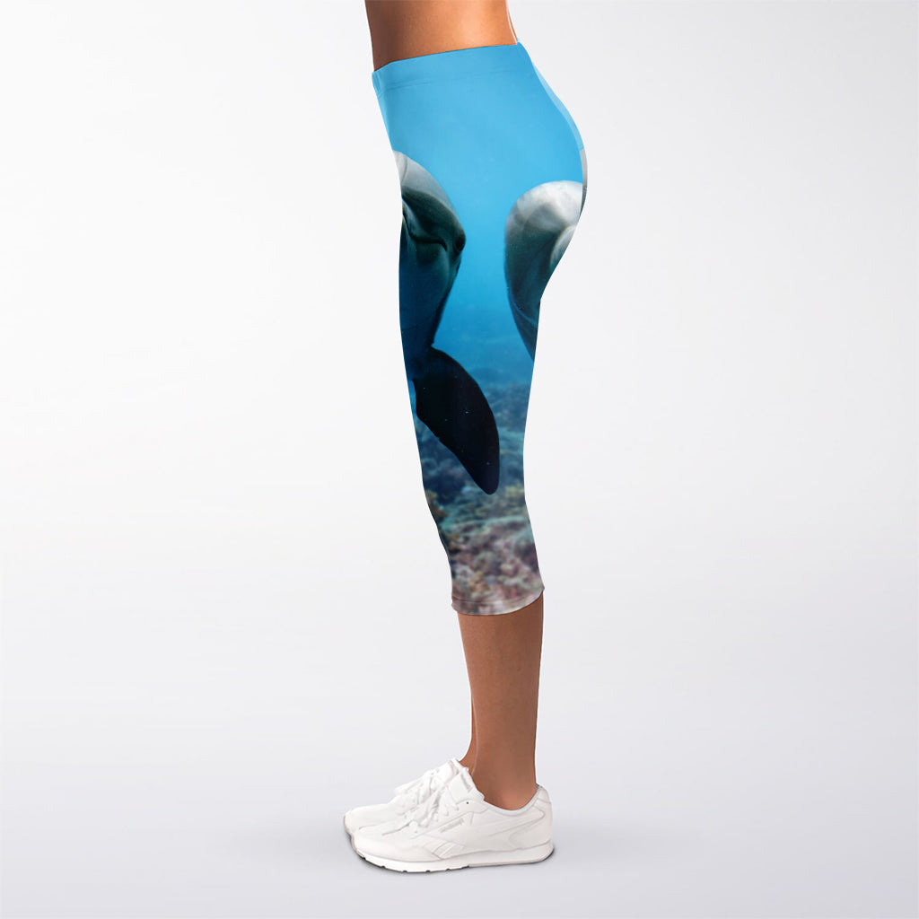 Cute Dolphins In The Ocean Print Women's Capri Leggings