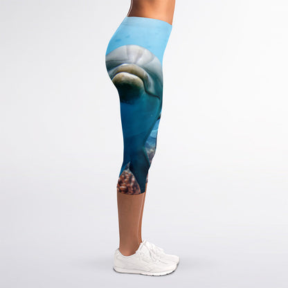 Cute Dolphins In The Ocean Print Women's Capri Leggings