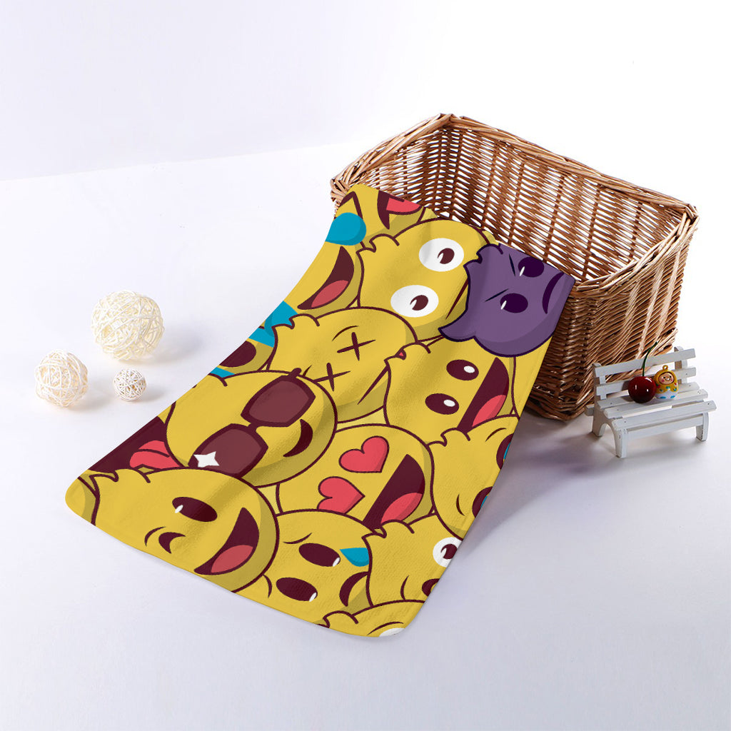Cute Emoji Pattern Print Towel