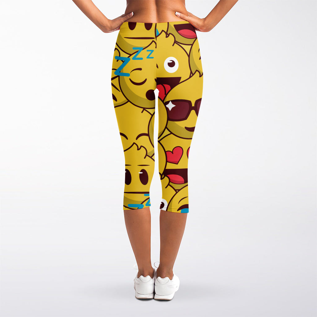 Cute Emoji Pattern Print Women's Capri Leggings