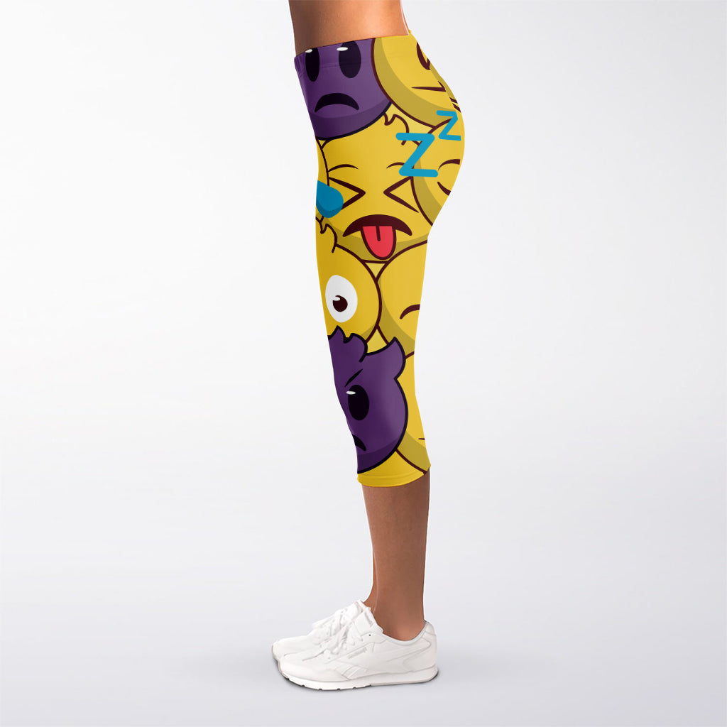 Cute Emoji Pattern Print Women's Capri Leggings