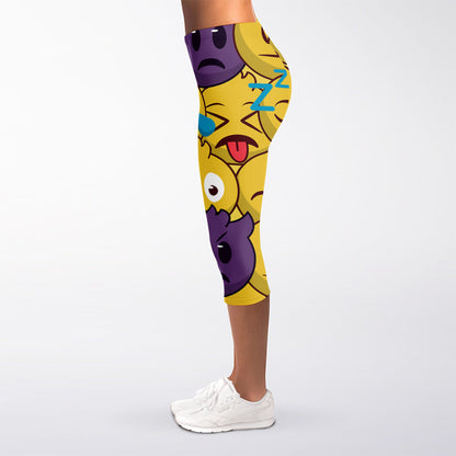 Cute Emoji Pattern Print Women's Capri Leggings