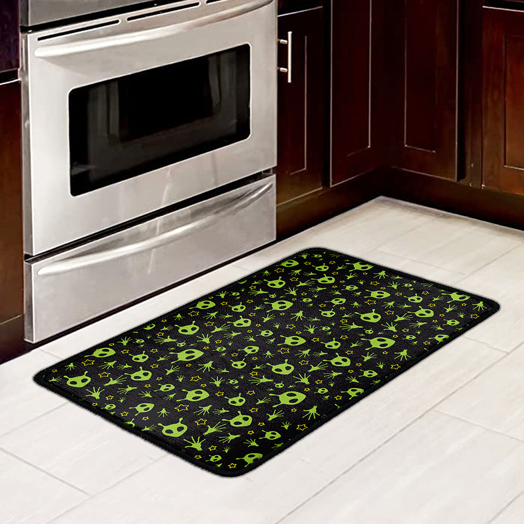 Cute Green Alien Pattern Print Kitchen Mat