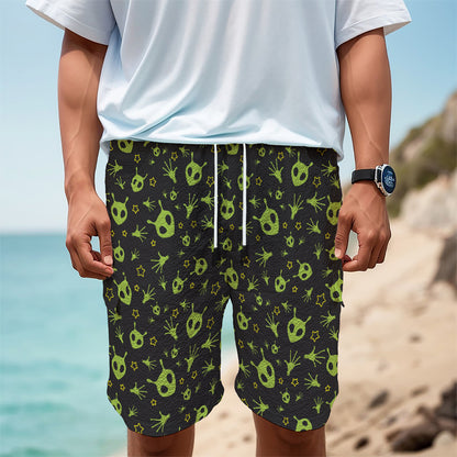 Cute Green Alien Pattern Print Men's Cargo Shorts
