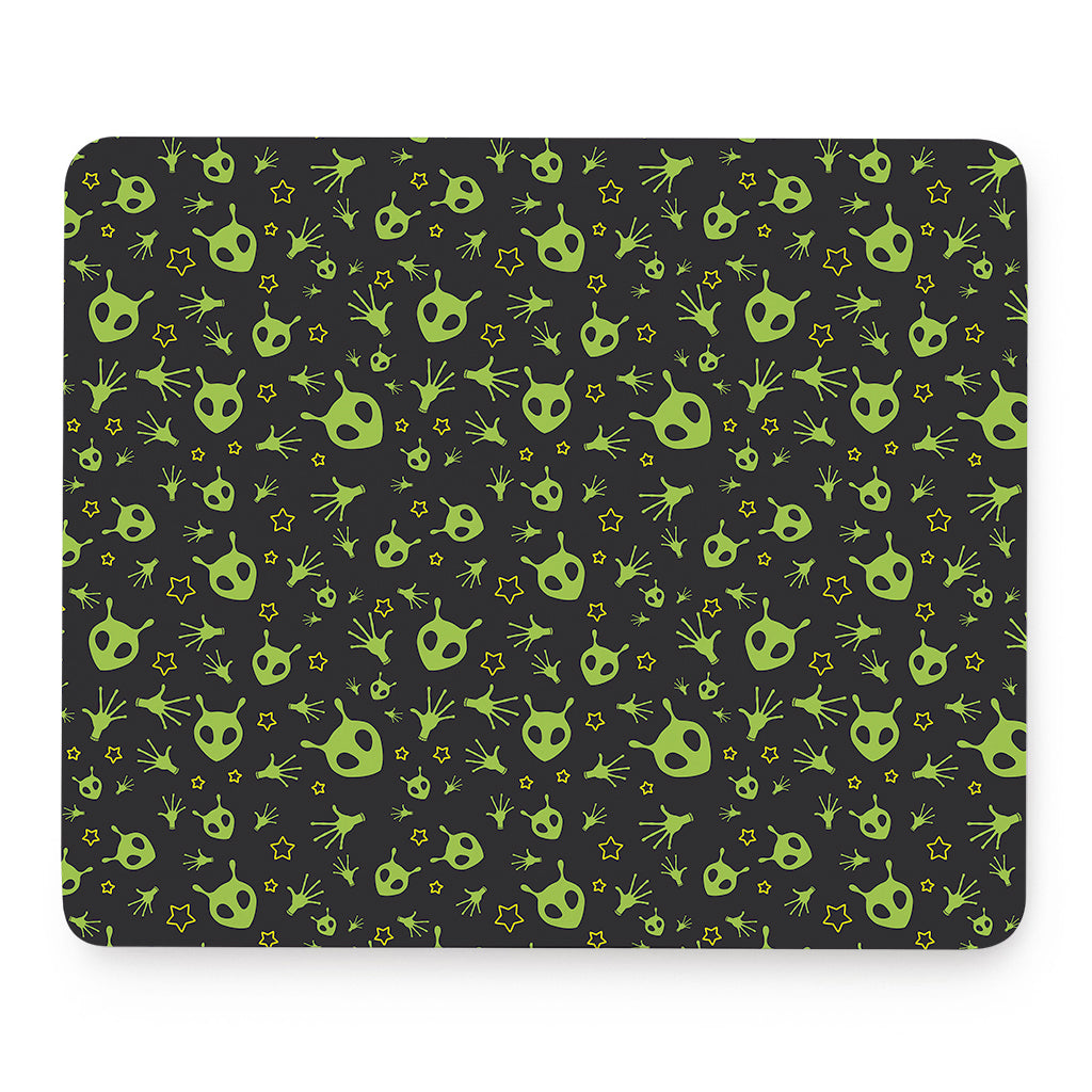 Cute Green Alien Pattern Print Mouse Pad