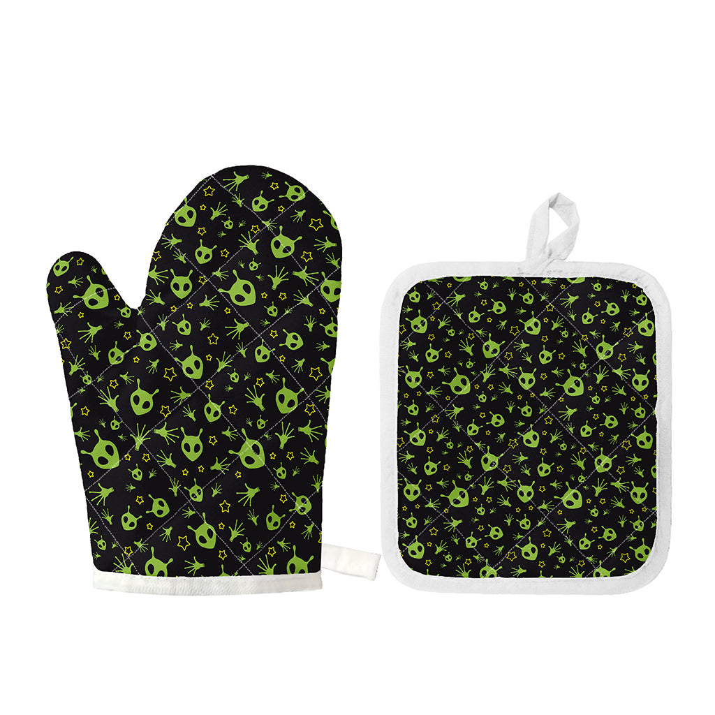 Cute Green Alien Pattern Print Oven Mitt And Pot Holder Set