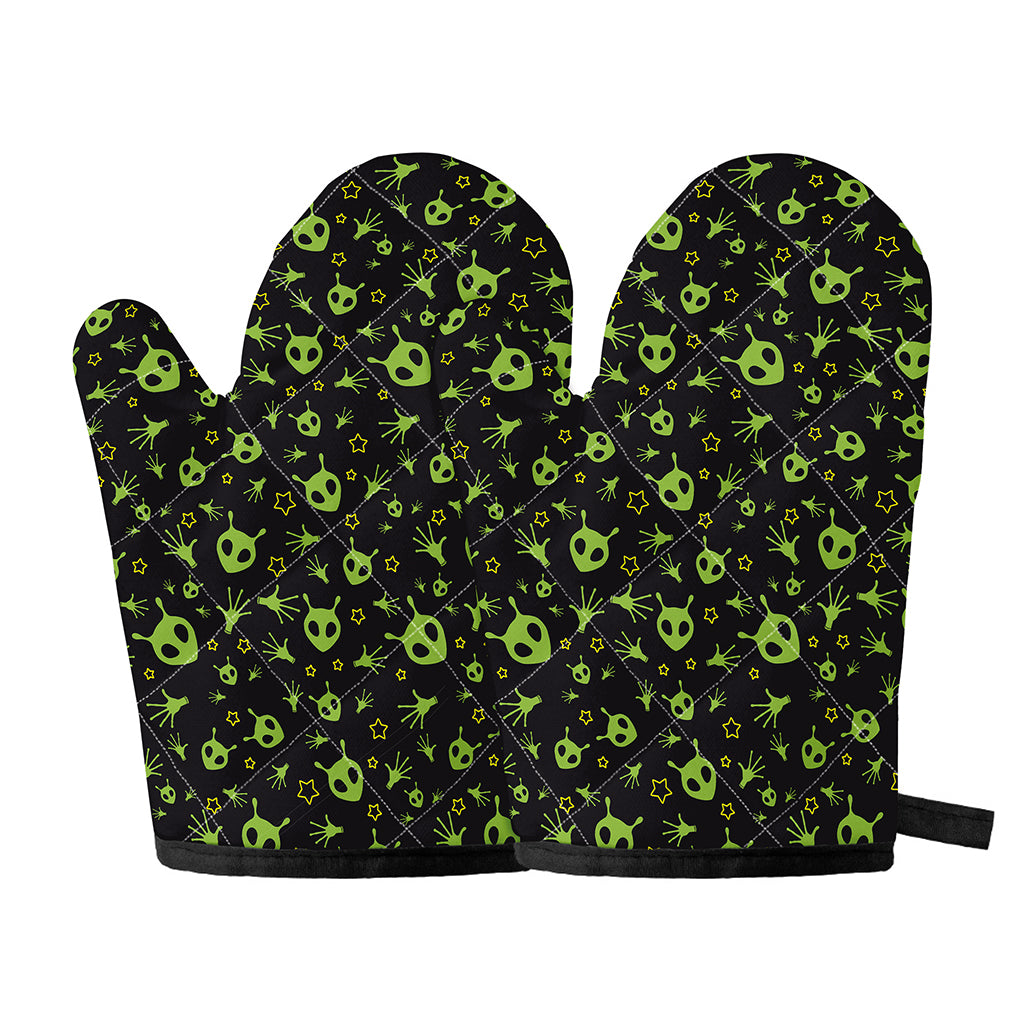 Cute Green Alien Pattern Print Oven Mitts