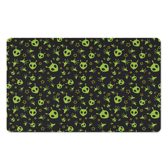 Cute Green Alien Pattern Print Polyester Doormat