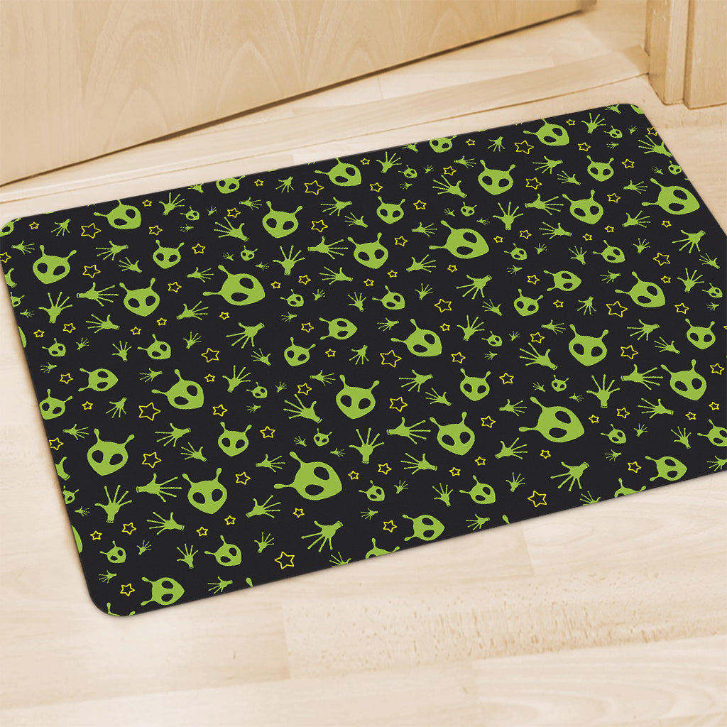 Cute Green Alien Pattern Print Polyester Doormat