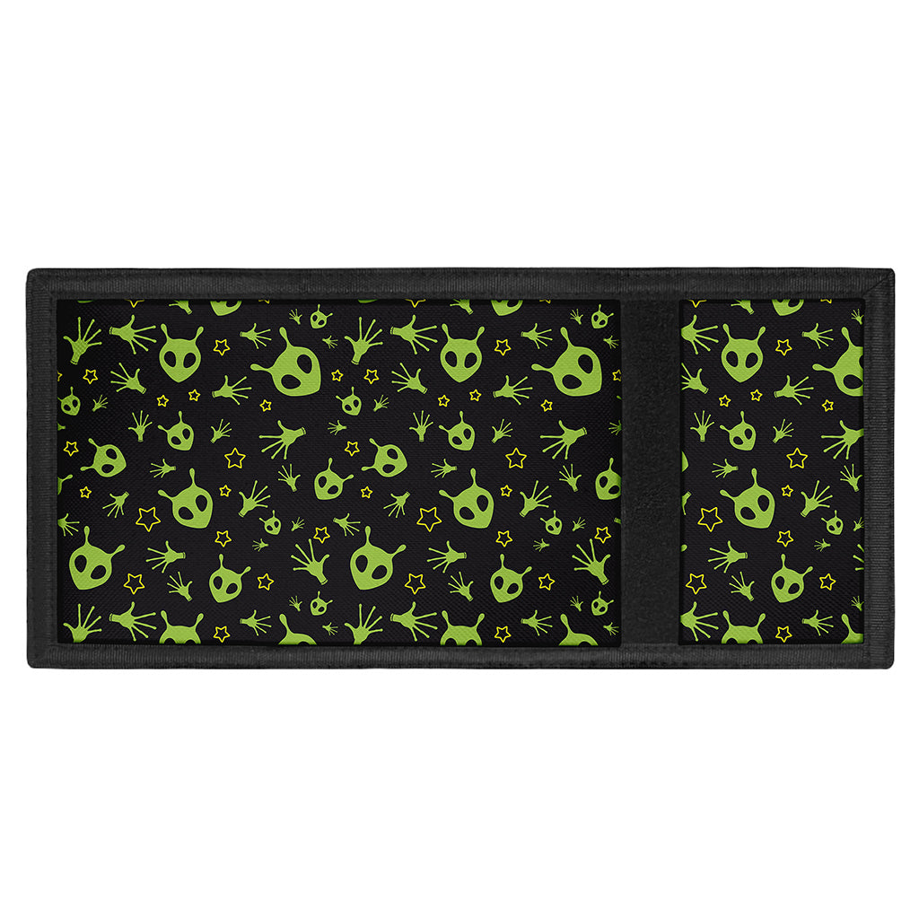 Cute Green Alien Pattern Print Trifold Wallet