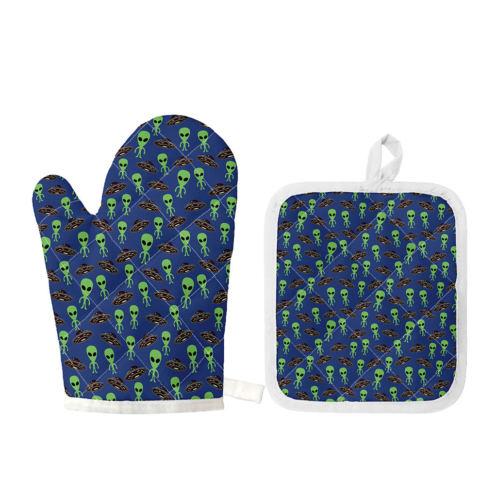 Cute Green Alien UFO Print Oven Mitt And Pot Holder Set