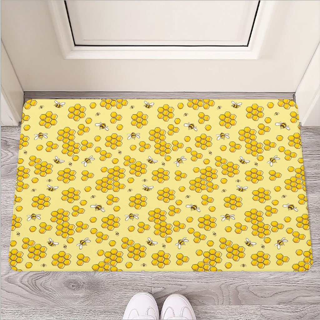 Cute Honey Bee Pattern Print Rubber Doormat