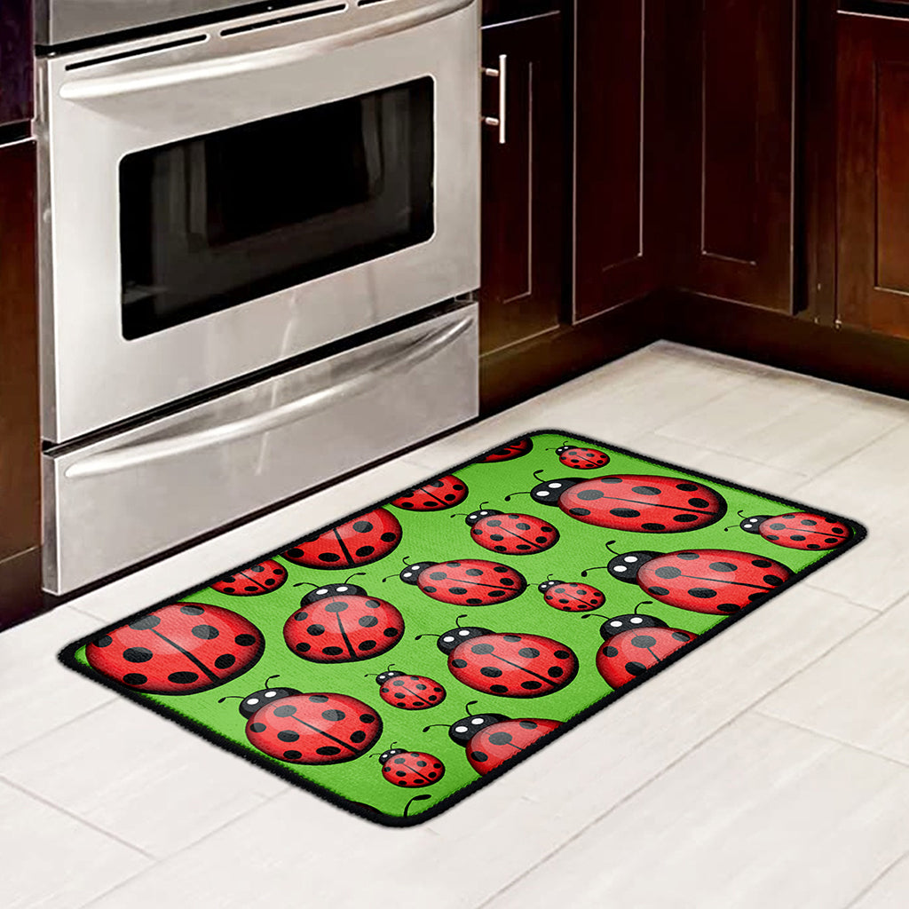 Cute Ladybug Pattern Print Kitchen Mat