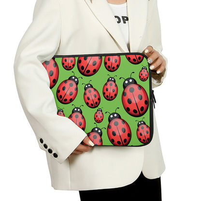Cute Ladybug Pattern Print Laptop Sleeve