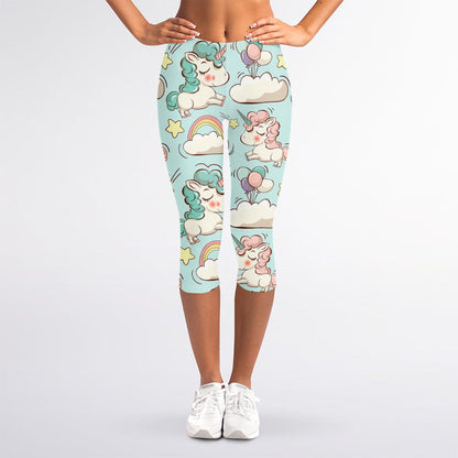 Cute Rainbow Unicorn Pattern Print Women's Capri Leggings