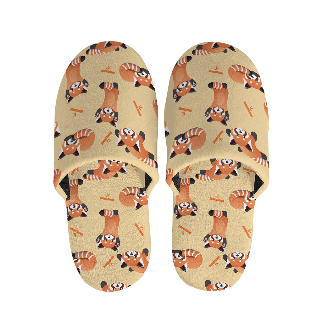 Cute Red Panda And Bamboo Pattern Print Slippers