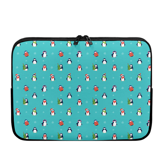 Cute Snowy Penguin Pattern Print Laptop Sleeve