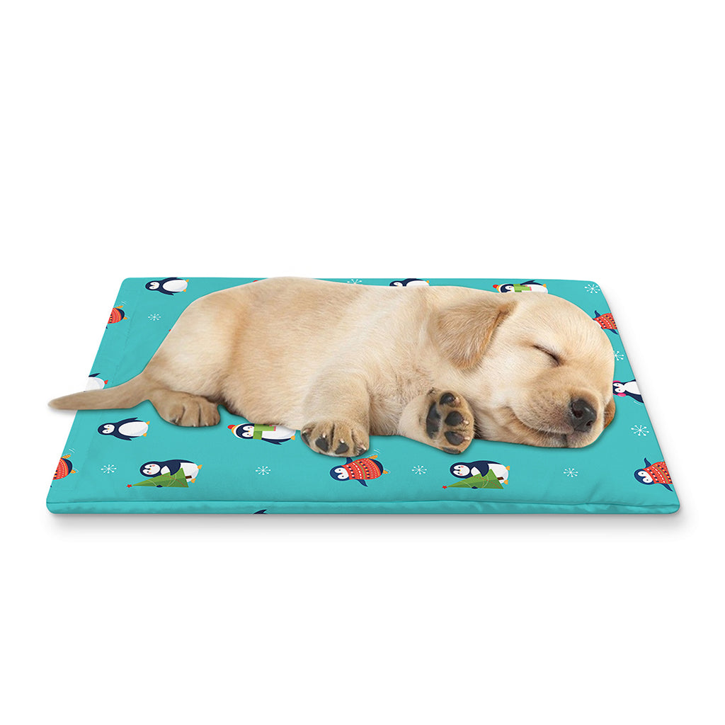 Cute Snowy Penguin Pattern Print Pet Cooling Mat Cover