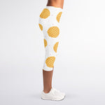 Cute Waffle Pattern Print Women's Capri Leggings