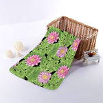 Cute Water Lily Pattern Print Towel